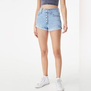 Aeropostale Medium Wash High Rise Button Up Denim Mom Shorts Womens Sz 6 Casual
